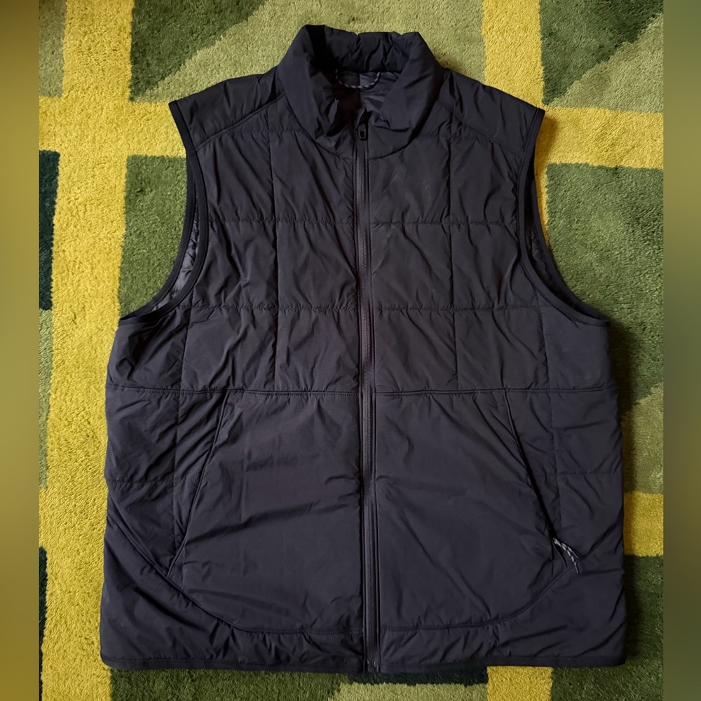 Lulu Lemon Men's Quilted Puffer Vest - Black - Down For It All Vest